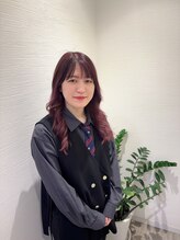 ケンジ 平塚 アネッタ(KENJE annetta)&nbsp;上田 真由
