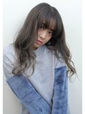 外国人風ロング ハイライトグレージュ ホワイトアッシュ グラデ