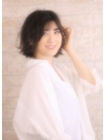 ソア 武蔵小杉(SOAR) モードな3Dカラーのミニマムボブノットヘアonジグザグバング