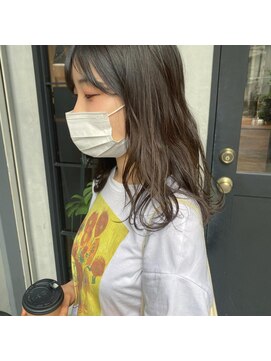 オリ(oli) 透明感グレージュ