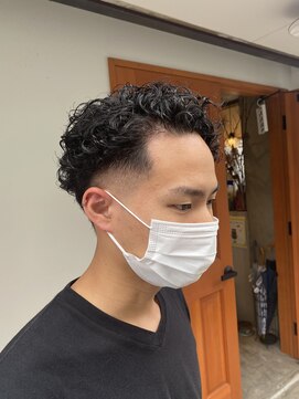 ヘアーラボ ハチ(HAIR LABO HACHI) フェード×パーマ