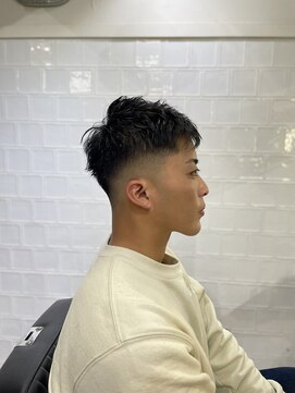 メリケンバーバーショップ フクオカ(MERICAN BARBERSHOP FUK) 清潔感フェードカットネオクロップ