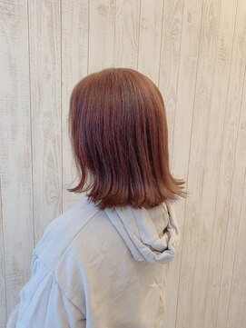 シュシュクルール(Chou Chou Couleur) 外ハネミディ