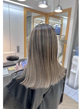 ユニ バイ マグ 長野店(Uni.by Mag) 20代30代ハイライトバレイヤージュブリーチ立体感透け感