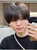 黒髪ラウンドマッシュストレート