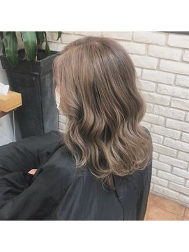 ビランチェ 池袋(bilancia) ミルクティーベージュ 美髪