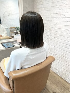 マカナ(makana) 切りっぱなしロブ