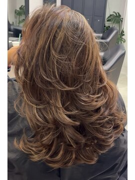 メリー オオサカ(Merly Osaka) ハイライト×バタフライレイヤー