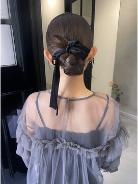 メルシー(merci.) カチモリシニヨンアレンジ