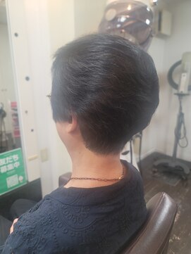 榮美容室 本店 ショートスタイル