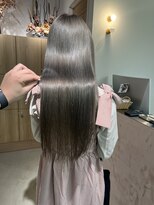 ヴィンスジオ 岐阜駅南(vince gio) 1ブリーチ歴ありの髪質改善ストレートでツヤサラ髪へ