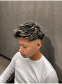 刈り上げ×メッシュで魅せるストリート系ツイストパーマヘア