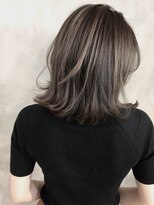 リルア 博多(LIRUA)&nbsp;切りっぱなしボブ×ハイライト