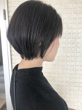 アルム(hair salon Alum) 【 小顔ショート ☆ 透明感ショコラアッシュ 】シンプルスタイル