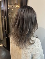 レヴィーヘアー(Revie hair) レイヤーバレイヤージュ