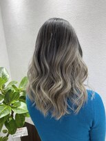 ベルヘアーデザイン 堺東(Belle hair Design)&nbsp;シャドールーツを使ったバレイヤージュ！