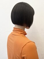 ココ 原宿(KOKO)&nbsp;黒髪小顔クラゲヘアーオリーブグレーココアベージュボブ