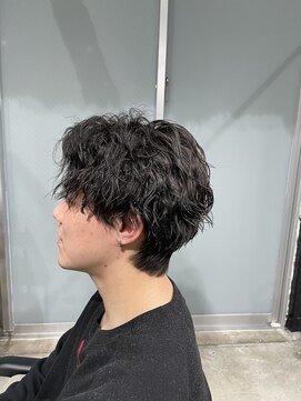 アクシー ヘアーアンドメイク(AXY HAIR&MAKE) ツイストスパイラルウルフマッシュウルフメンズパーマスタイル