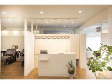 ビルの4階にあるので人目を気にせずリラックス☆誰もが居心地よく感じるアットホームなサロン