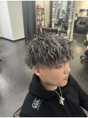 ツイストスパイラルパーマツーブロックメッシュ
