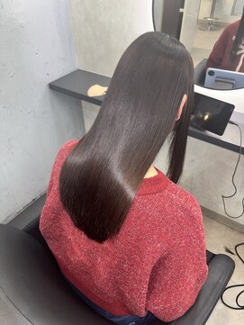 ユニー 新宿(uniii) 美髪ストレート