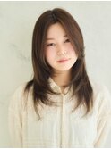 透け感ミディアムレイヤー