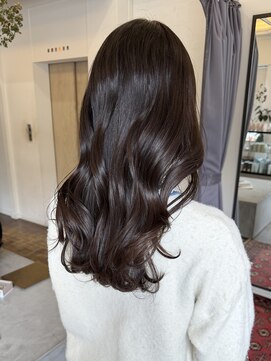ヘアーアイスカルテット(HAIR ICI QUARTET) 小顔レイヤーカット×透明感グレージュカラー◎20代30代