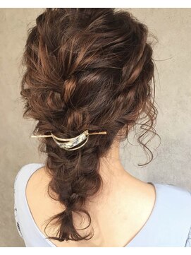 バース プレイス(BIRTH PLACE) 崩れにくいモテかわ編みおろし☆