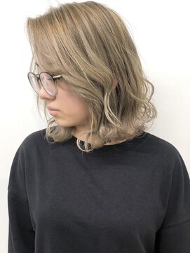 エイト 三軒茶屋店(EIGHT) EIGHT 三軒茶屋 ケアブリーチホワイトブランドカラー1/9