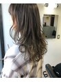 ルーム(room) ハイライトや、レイヤーなどの愛されヘアが得意です