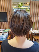 バグスドゥア(Bagus dua)&nbsp;大人の艶ボブ/グレイカラー20代30代40代【バグスドゥア吉田】