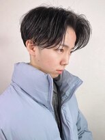 アンダーバーホワイト(_WHITE)&nbsp;前下がりセンターパート