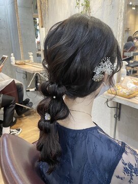 リィリ バイ ロダット 横浜(rili by LODAT) ざっくりシニヨンポニー【rili横浜】