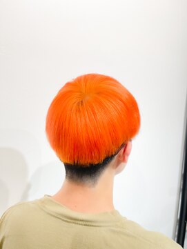 ココ 本八幡(KOKO) 波巻きツイストスパイラルフェザーパーマ刈り上げセンターパート