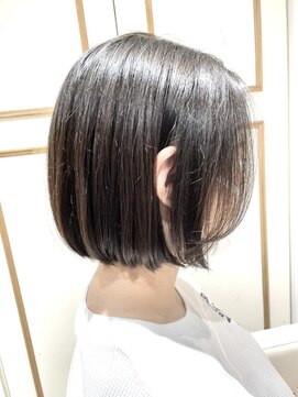 アルクバイネオリーブ 荻窪店(arc by neolive) つるんとボブ×ロートーンのグレー