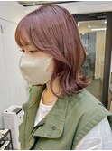 ピンクベージュ