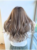 20代/30代/40代ロング/ブリーチ/ダブルカラー/ハイライト