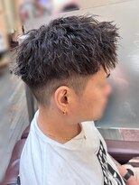 銀座マツナガ 浅草店&nbsp;ツイストスパイラルパーマ/メンズ/アップバング／フェード２０代