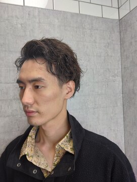 ラックスビーギャラリー なんば駅前店(LUXBE GALLERY) メンズ/眉毛/パーマ/ブリーチ/メンズカット/ツイストスパイラル