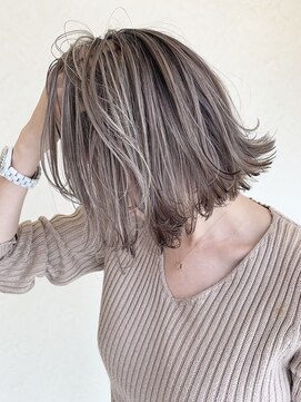 ラグーン(LAGOON) バレイヤージュグレージュハイライトダブルカラーケアブリーチ