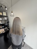 ファン(FAN)&nbsp;ホワイトベージュ