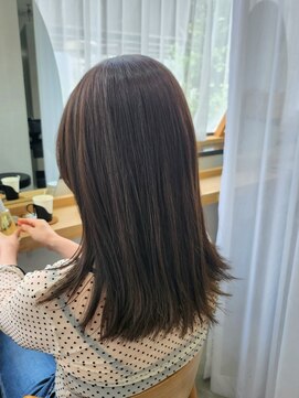 リュンヌ(Lune) オリーブグレージュ