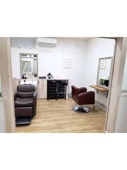 完全個室のプライベート空間が嬉しい♪ゆっくりお悩みを相談したい方、ご家族でのご来店も◎