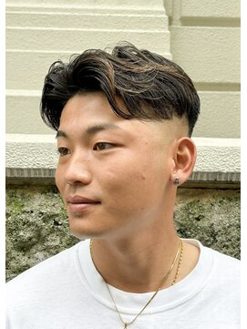 ダッド(DAD) [センターパート]