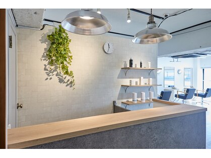 アーサス バイ ヘッドライト 本八幡店(ursus by HEADLIGHT)の写真