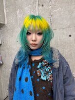 オーン 渋谷(OOn) ミントターコイズネオンイエローのコンビネーションデザイン