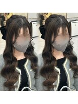 ヘアセットアリエス(aries) ねじりハーフアップ