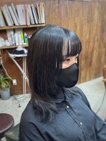 コモレビ(komorebi) 【山本智文】黒髪ミディアムレイヤーカット