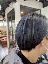 ヘアメイクボッカ(hair make Bokka)&nbsp;ブルーブラック×マッシュショート