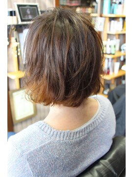 オーバーキャプテンネイキッド(OVER CAPTAIN NAKED) スプリング♪癖を活かしたふんわり柔らかショート